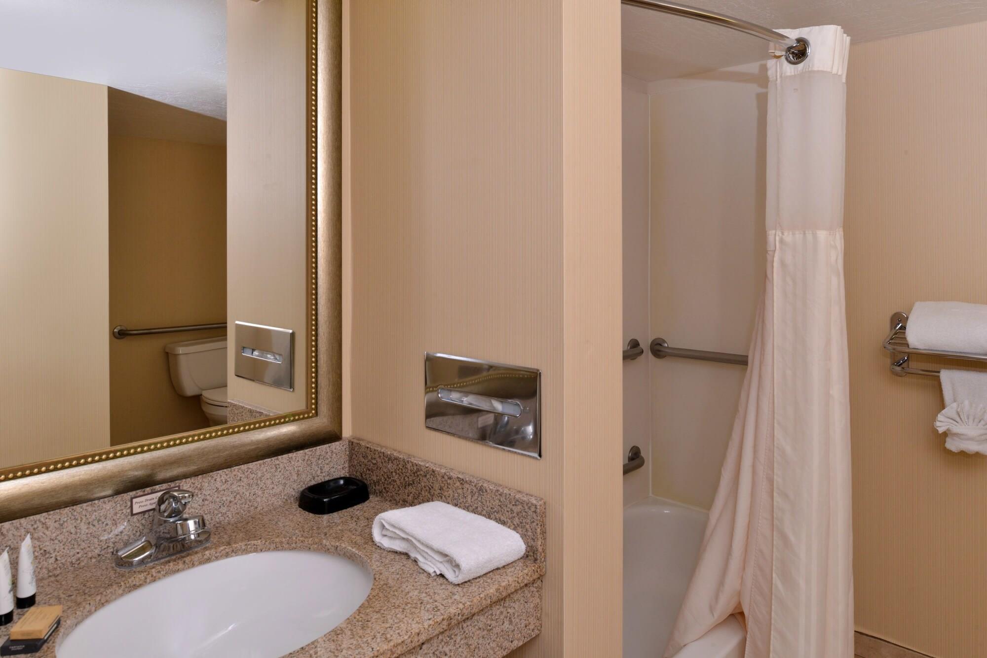 Surestay Plus Hotel By Best Western Tempe University Exterior foto