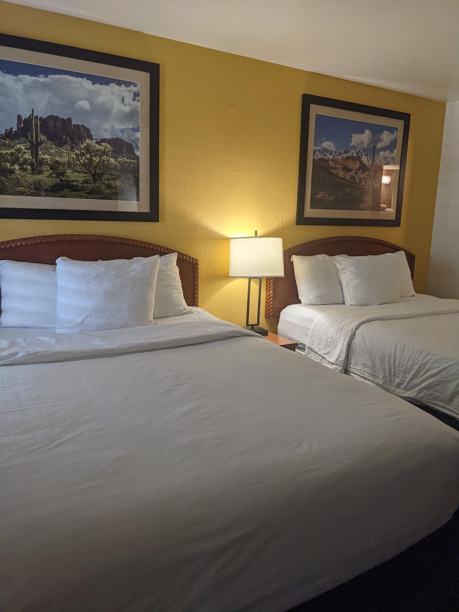 Surestay Plus Hotel By Best Western Tempe University Exterior foto
