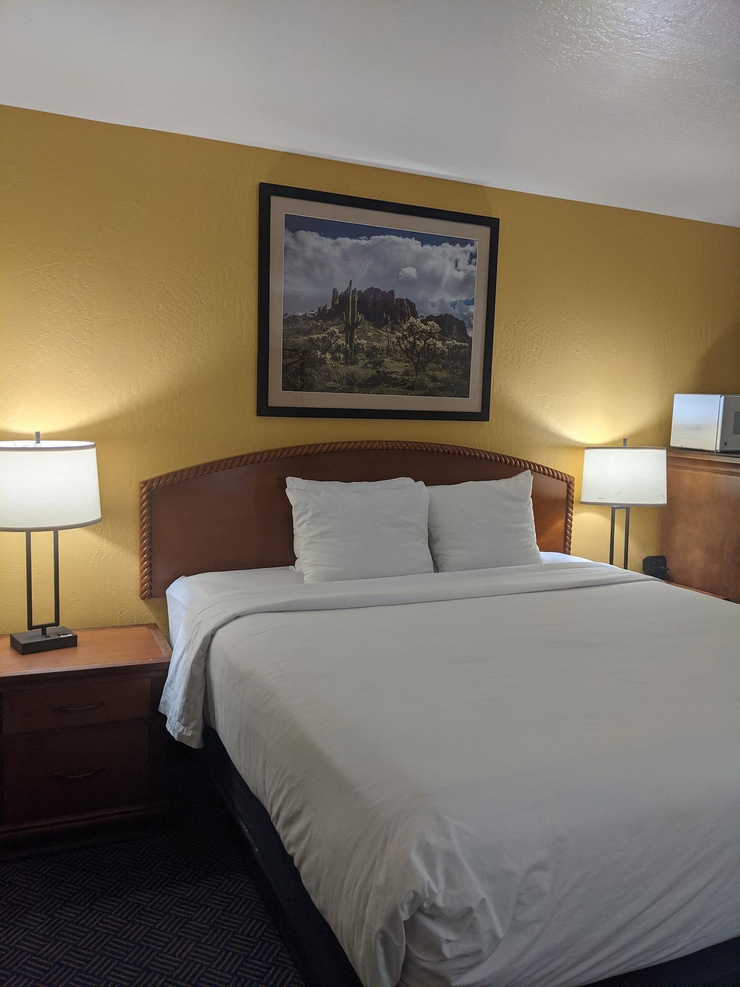 Surestay Plus Hotel By Best Western Tempe University Exterior foto