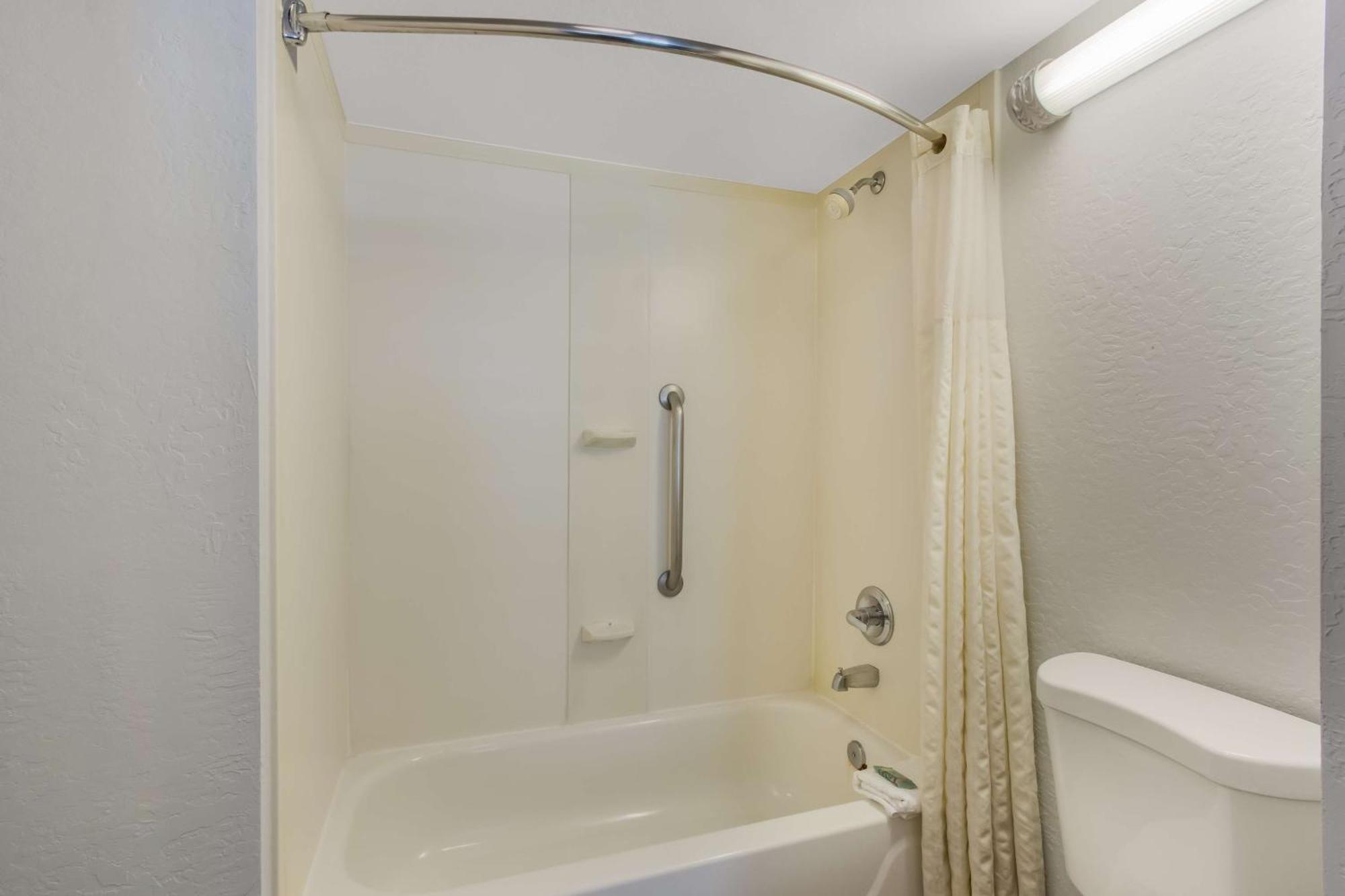 Surestay Plus Hotel By Best Western Tempe University Exterior foto