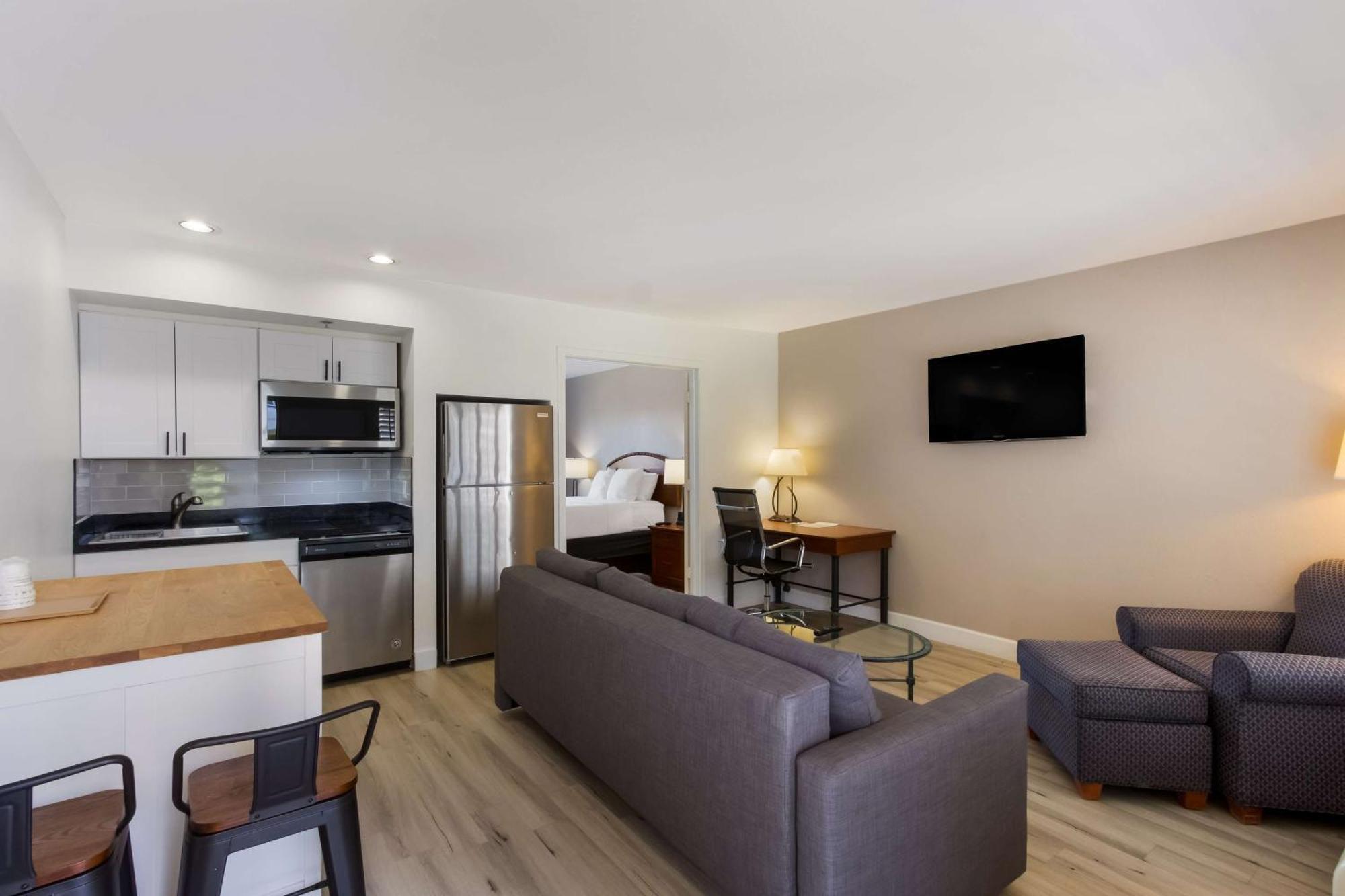 Surestay Plus Hotel By Best Western Tempe University Exterior foto