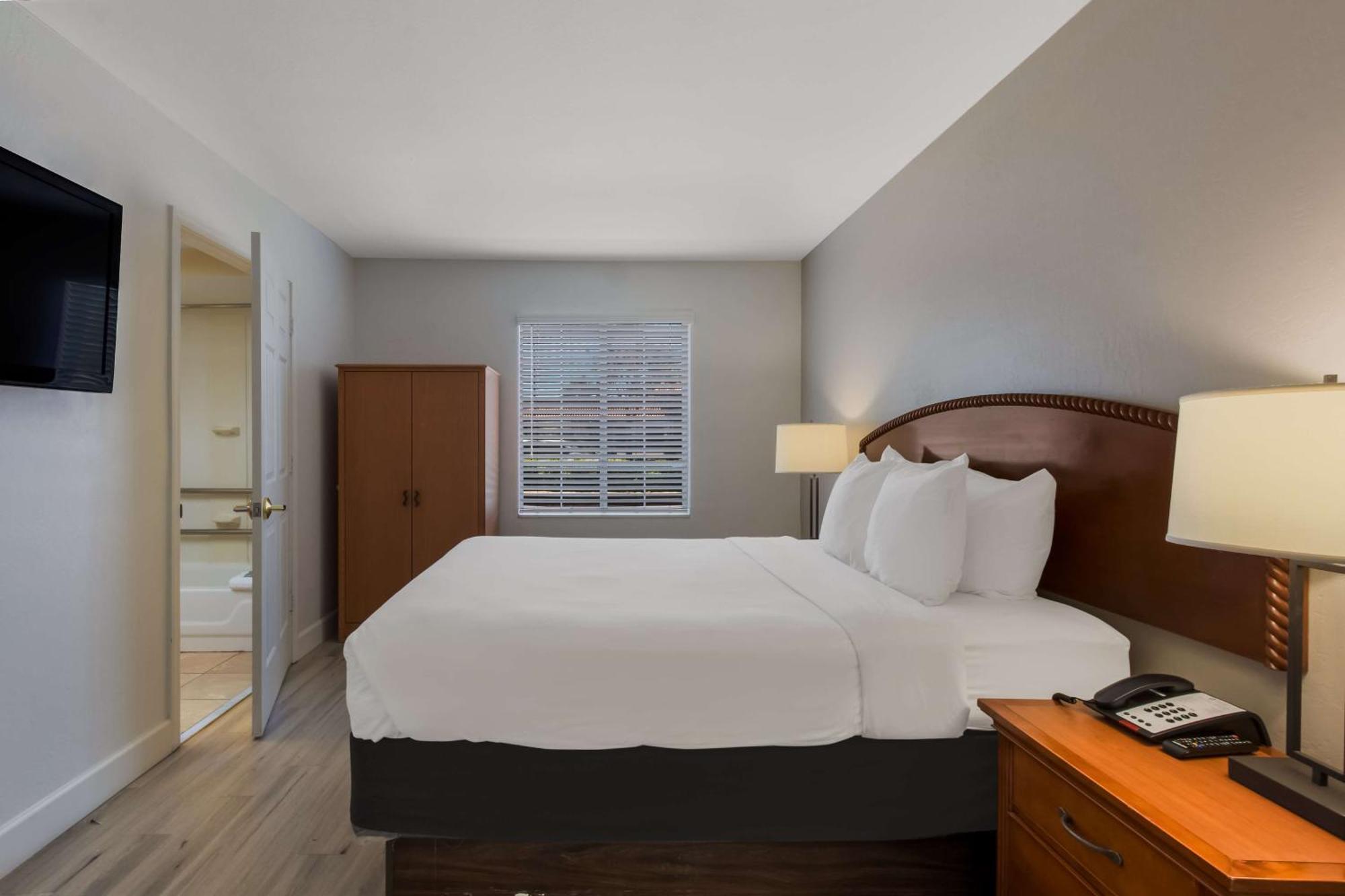 Surestay Plus Hotel By Best Western Tempe University Exterior foto