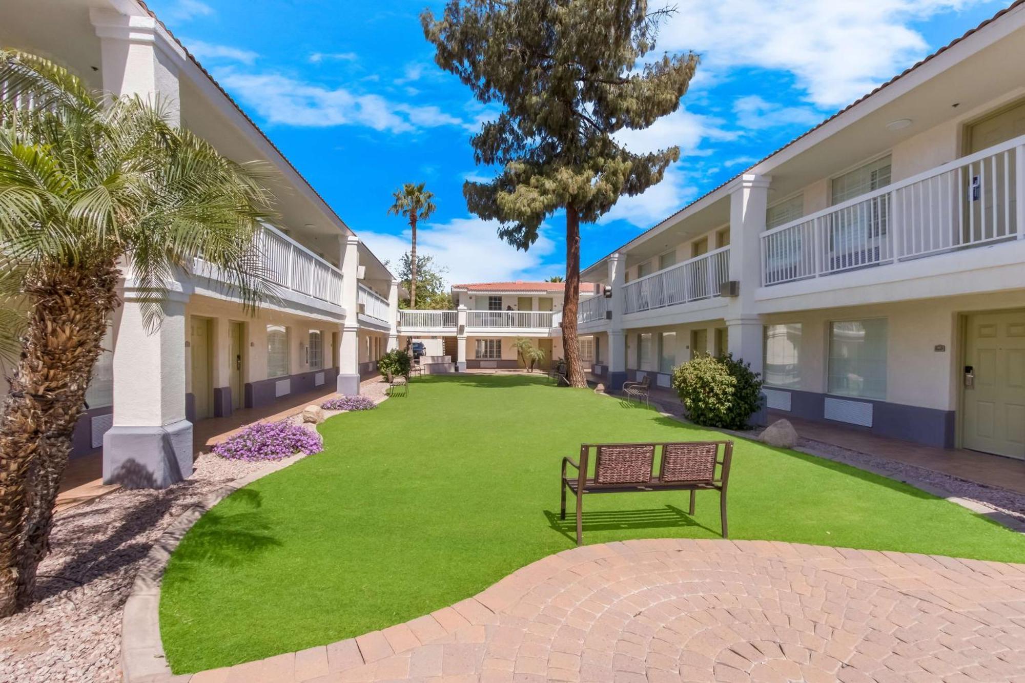 Surestay Plus Hotel By Best Western Tempe University Exterior foto
