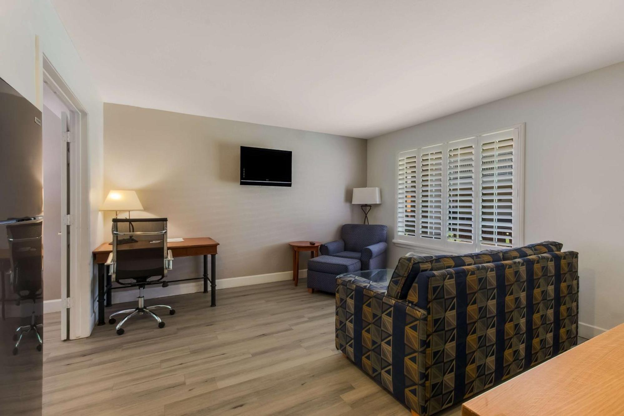 Surestay Plus Hotel By Best Western Tempe University Exterior foto