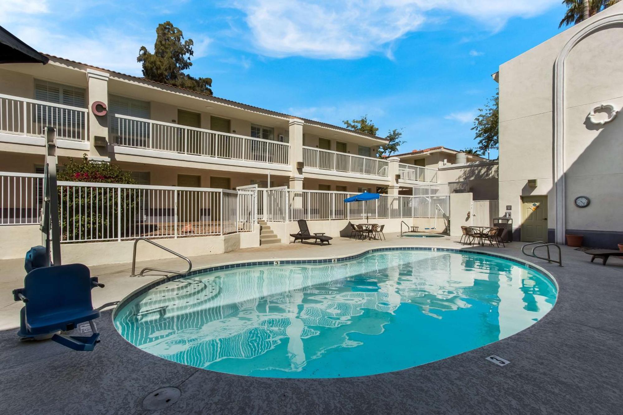 Surestay Plus Hotel By Best Western Tempe University Exterior foto
